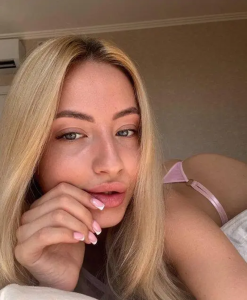 warsaw-escorts-sofia-1331774.png