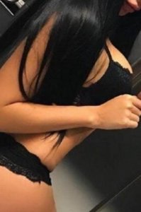 1460_girl1550758679_image.jpg