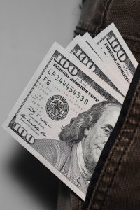 money-6176780_1280.jpg